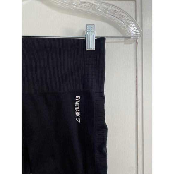 Gymshark Black Leggings - Picture 2 of 7